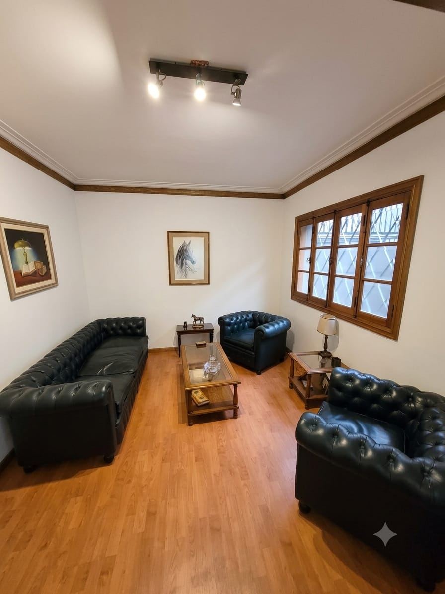 Sala de reuniones del Estudio Sayavedra en Mendoza